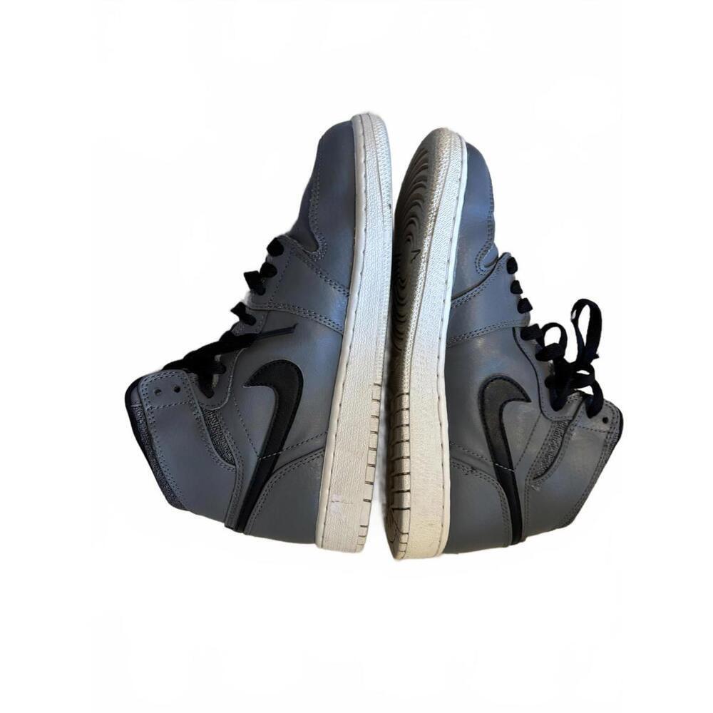 FLASH SALE!
Nike Air Jordan 1 Retro High OG Sneaker Rare Y5=W7 - Picture 6 of 8
